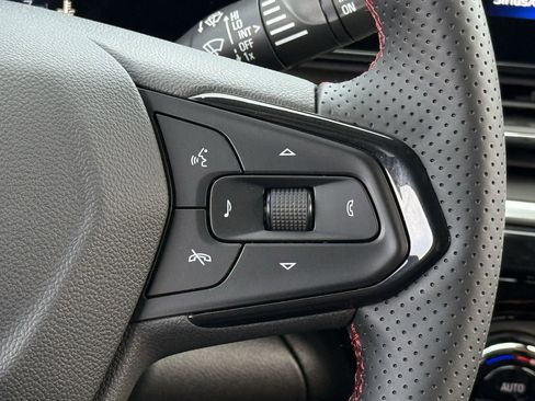 New 2026 Chevrolet Trax RS w/ Sunroof Package image 14