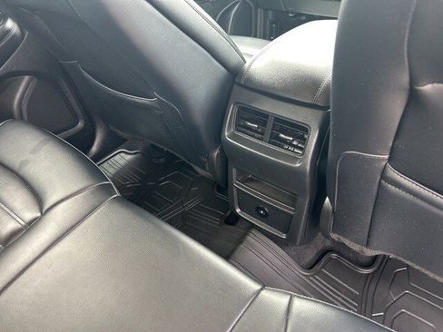 Used 2023 Ford Edge SEL image 12