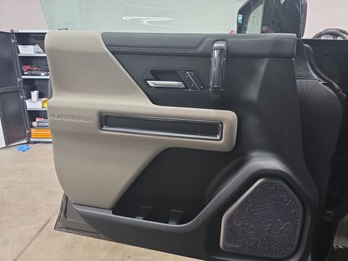 New 2026 GMC Hummer EV SUV w/ LPO, Dark Essentials Package AWD/4WD image 27