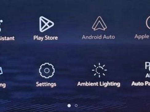 Used 2024 Chevrolet Traverse RS image 39