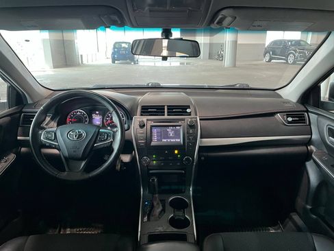 Used 2016 Toyota Camry SE FWD image 33