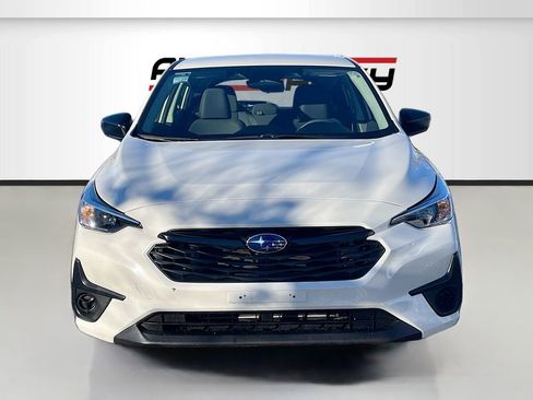 Used 2024 Subaru Impreza 2.0i image 2