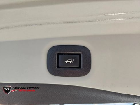 Used 2020 Nissan Rogue SL w/ Premium Package AWD/4WD image 31
