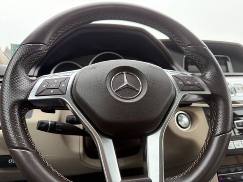 Used 2014 Mercedes-Benz E 350 4MATIC Sedan w/ Premium 1 Package image 20