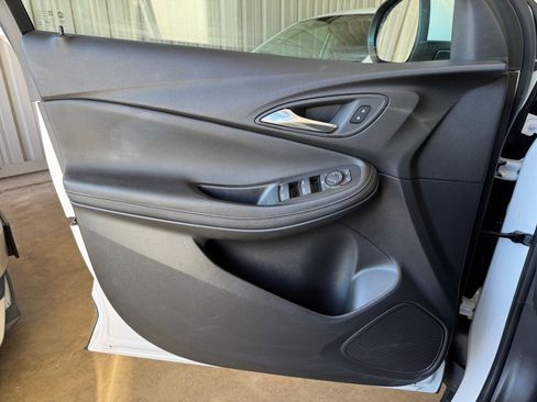 Used 2025 Buick Encore GX Preferred image 20