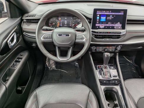 Used 2024 Jeep Compass Trailhawk AWD/4WD image 15