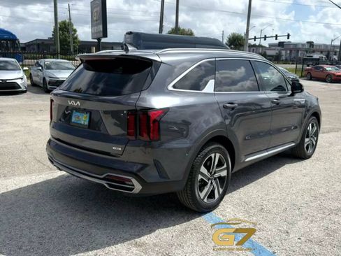 Used 2023 Kia Sorento EX AWD/4WD image 6