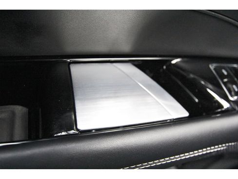 Used 2026 Cadillac Lyriq V w/ Exterior Carbon Fiber Package AWD/4WD image 21