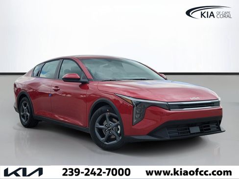 New 2026 Kia K4 LXS FWD image 1