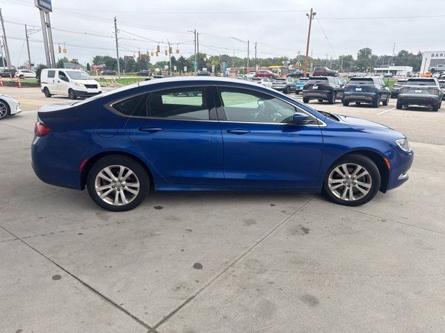 Used 2015 Chrysler 200 Limited w/ Convenience Group FWD image 6
