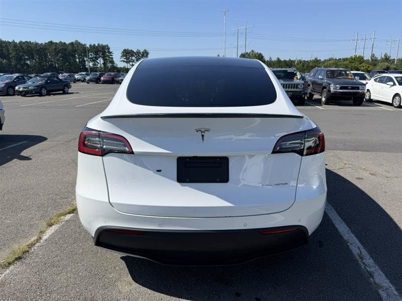 Used 2021 Tesla Model Y Long Range AWD/4WD image 8