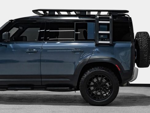 Used 2020 Land Rover Defender 110 HSE AWD/4WD image 10