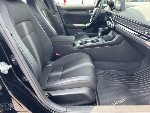 Used 2024 Honda Civic Sport image 14