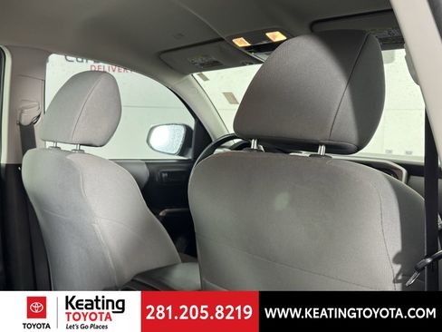 Used 2020 Toyota Tacoma SR5 image 18
