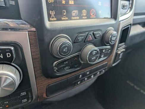 Used 2017 RAM 1500 Laramie image 23