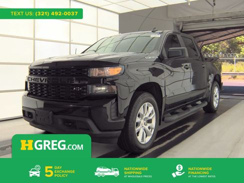 Used 2019 Chevrolet Silverado 1500 Custom w/ Custom Value Package AWD/4WD image 1