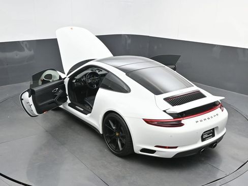 Certified 2018 Porsche 911 Carrera 4 image 42