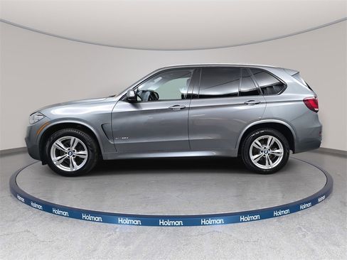 Used 2017 BMW X5 xDrive35d image 9
