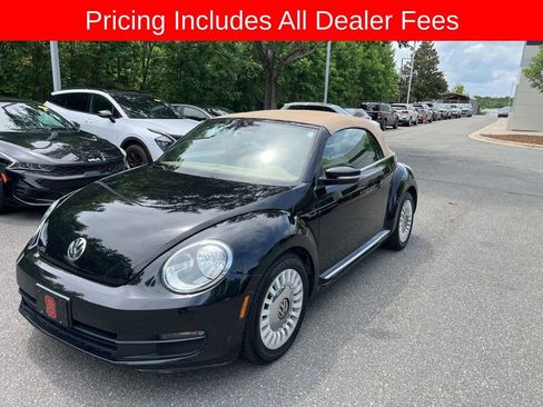 Used 2013 Volkswagen Beetle 2.5 FWD image 3