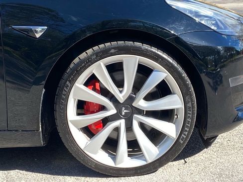 Used 2019 Tesla Model 3 Performance image 14