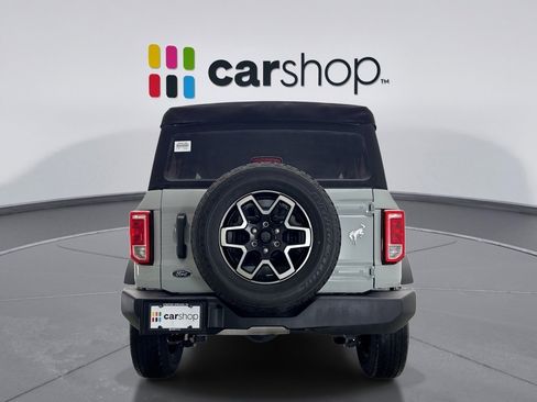 Used 2022 Ford Bronco BASE image 4