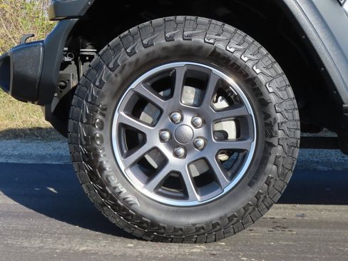 Used 2018 Jeep Wrangler Unlimited Sport S image 11