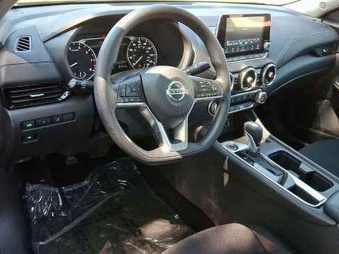 Certified 2023 Nissan Sentra SV FWD image 27