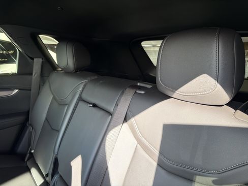 Used 2023 Cadillac XT5 Luxury image 19