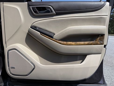 Used 2016 GMC Yukon XL Denali w/ Enhanced Security Package image 45