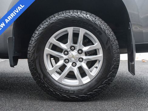 Used 2020 Chevrolet Silverado 1500 LT w/ All-Star Edition image 33