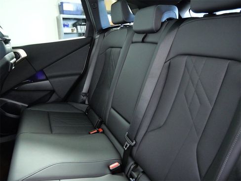 Used 2025 BMW X3 xDrive30i image 16