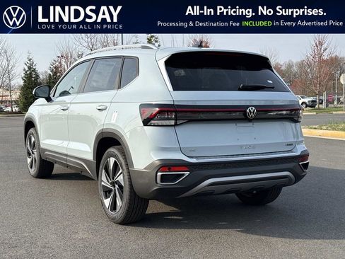 New 2026 Volkswagen Taos SE AWD/4WD image 5