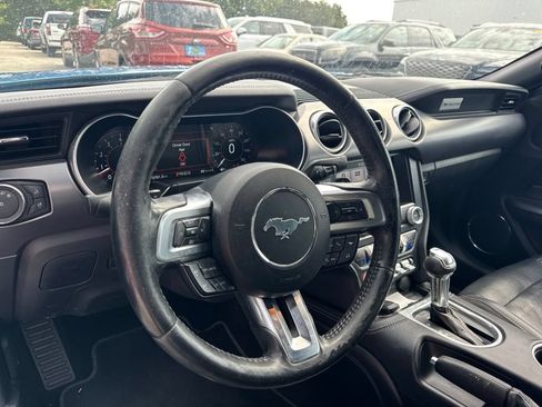 Used 2019 Ford Mustang GT Premium w/ Equipment Group 401A RWD image 9