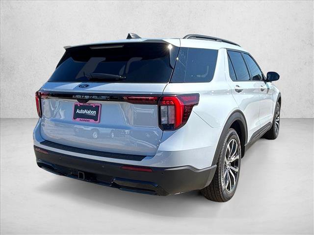New 2026 Ford Explorer ST-Line RWD image 2