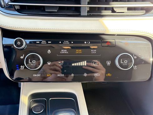 Used 2022 INFINITI QX60 Luxe w/ Cargo Package image 37