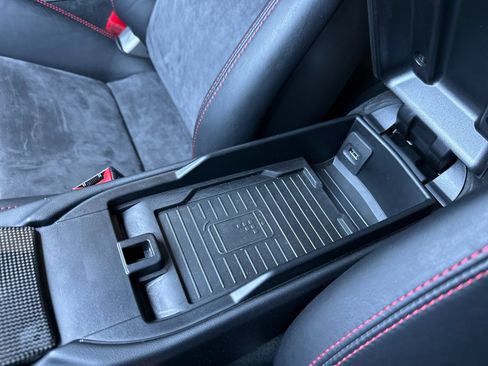 Used 2018 Porsche 911 GT2 RS RWD image 25