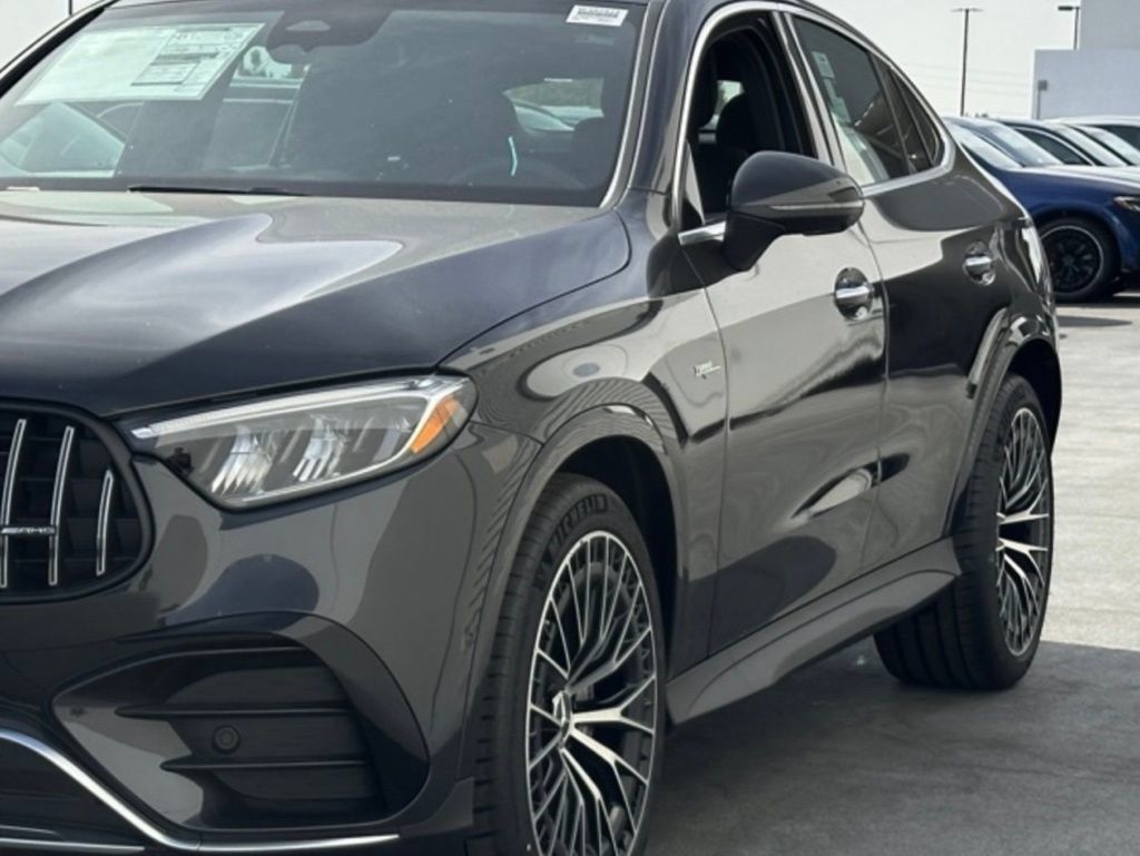 Used 2025 Mercedes-Benz GLC 43 AMG 4MATIC Coupe image 9