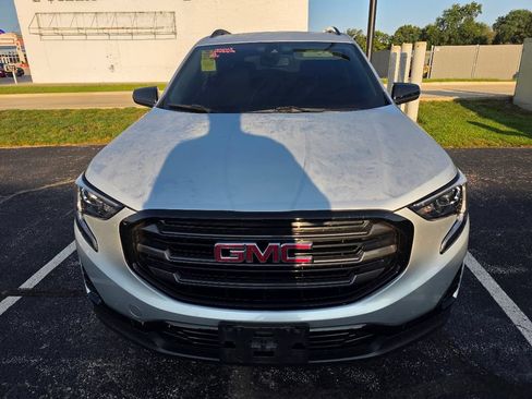 Used 2021 GMC Terrain SLE w/ Driver Convenience Package AWD/4WD image 1
