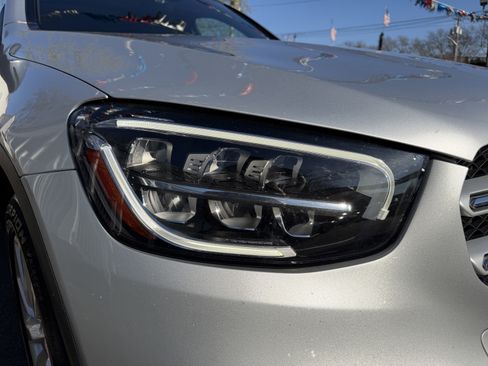 Used 2020 Mercedes-Benz GLC 300 4MATIC image 14
