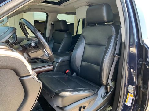 Used 2018 GMC Yukon SLT w/ Premium Edition image 20