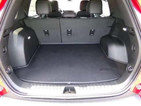 New 2026 Chevrolet Equinox LT w/ Convenience Package II image 16