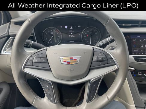Used 2022 Cadillac XT5 Premium Luxury w/ Technology Package AWD/4WD image 14