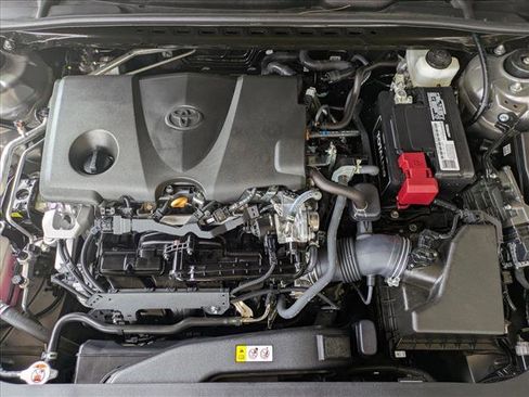 Used 2023 Toyota Camry SE image 22