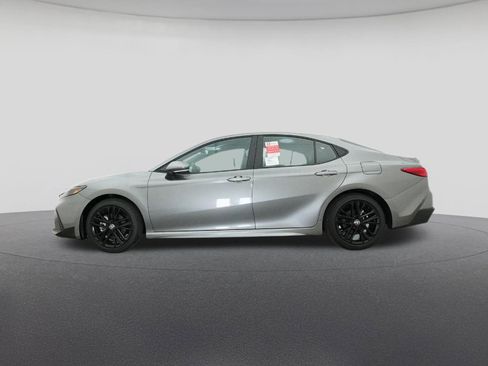 New 2026 Toyota Camry SE image 19