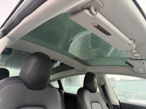 Used 2018 Tesla Model 3 Mid Range image 29