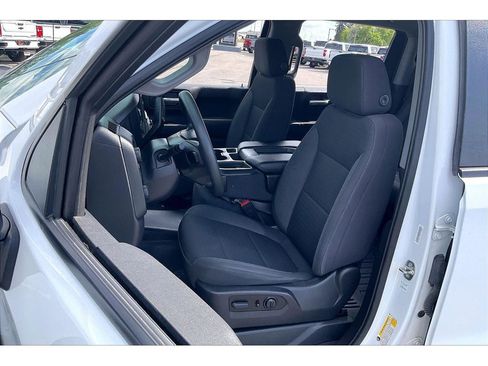 Used 2022 Chevrolet Silverado 1500 Custom Trail Boss w/ Safety Confidence Package AWD/4WD image 27