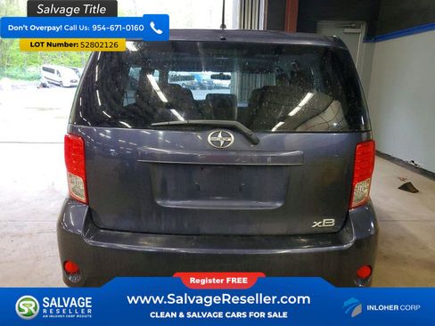 Used 2012 Scion xB FWD image 8