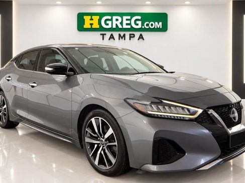 Used 2023 Nissan Maxima SV w/ Floor Mat Group FWD image 4