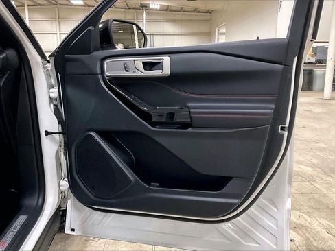 Certified 2023 Ford Explorer ST-Line image 22