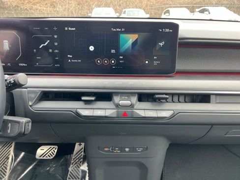 Used 2024 Kia EV9 GT-Line image 28